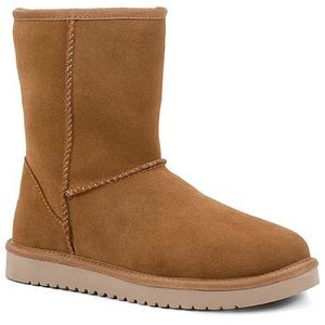 Koolaburra by UGG Rabbit in Chestnut